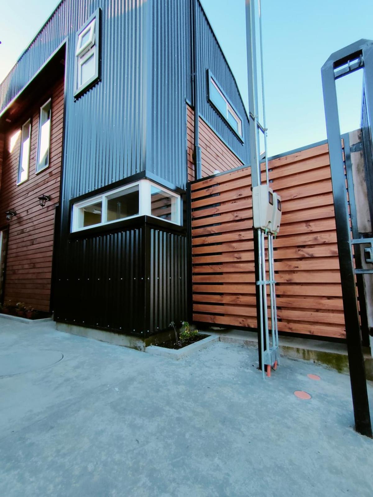 1, Barrio Santa Elena *